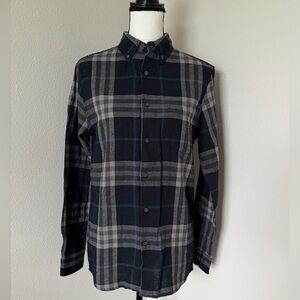 Great Northwest Clothing Company Men's Black and Gray Plaid Shirt